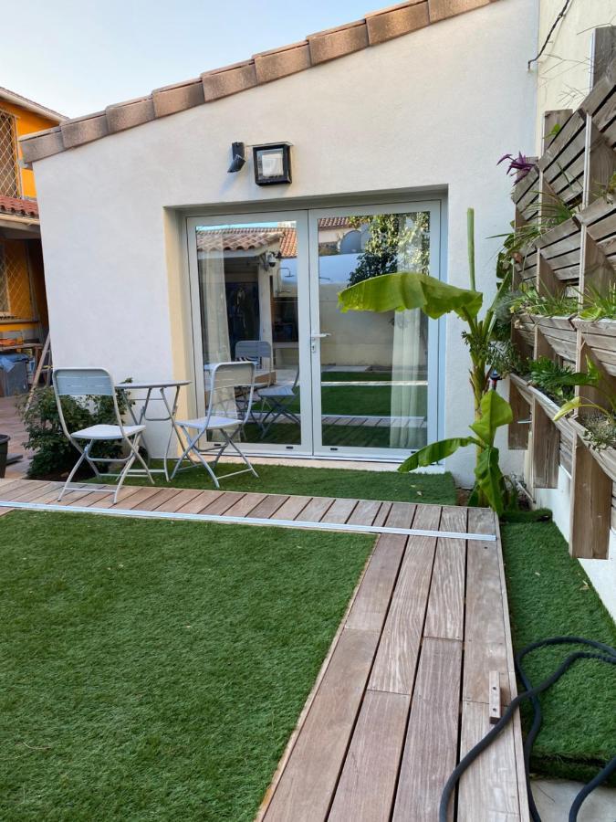 Le 9Ieme Entracte Hotell Marseille Exteriör bild
