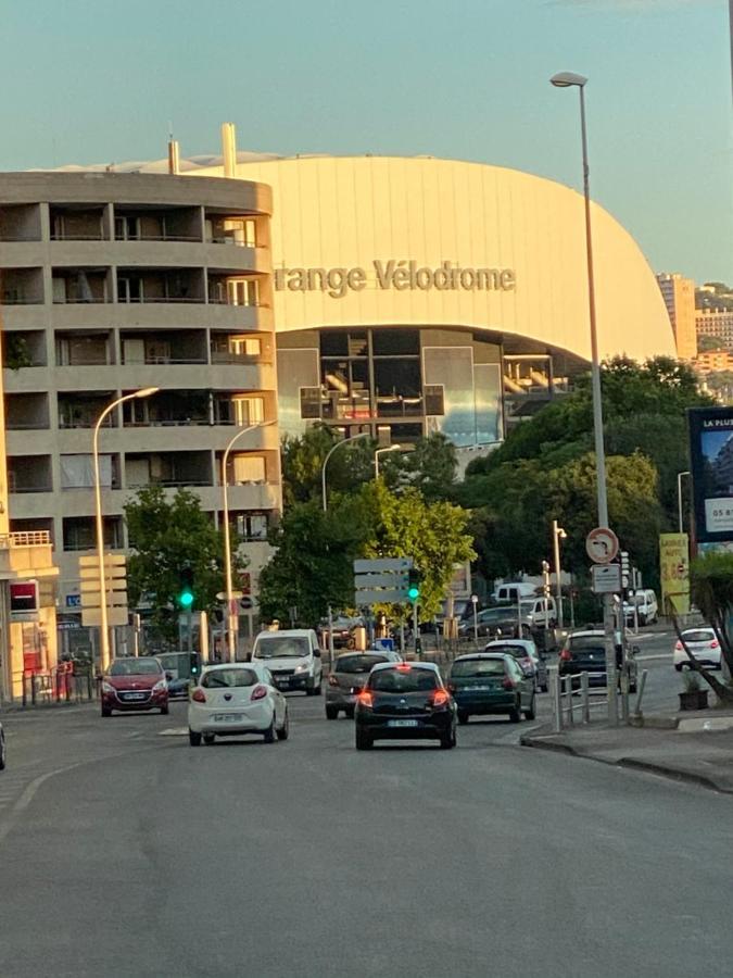 Le 9Ieme Entracte Hotell Marseille Exteriör bild