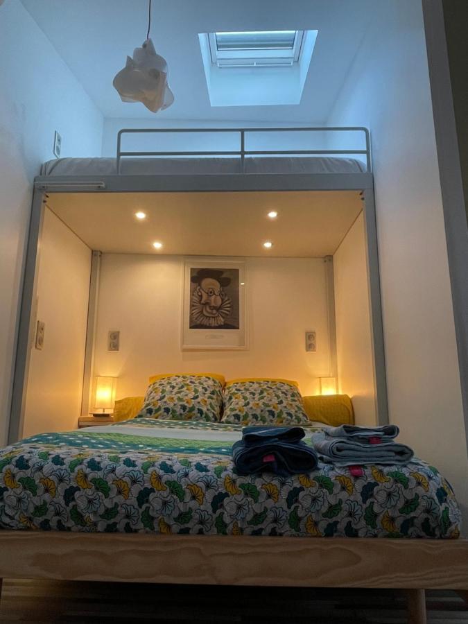 Le 9Ieme Entracte Hotell Marseille Exteriör bild